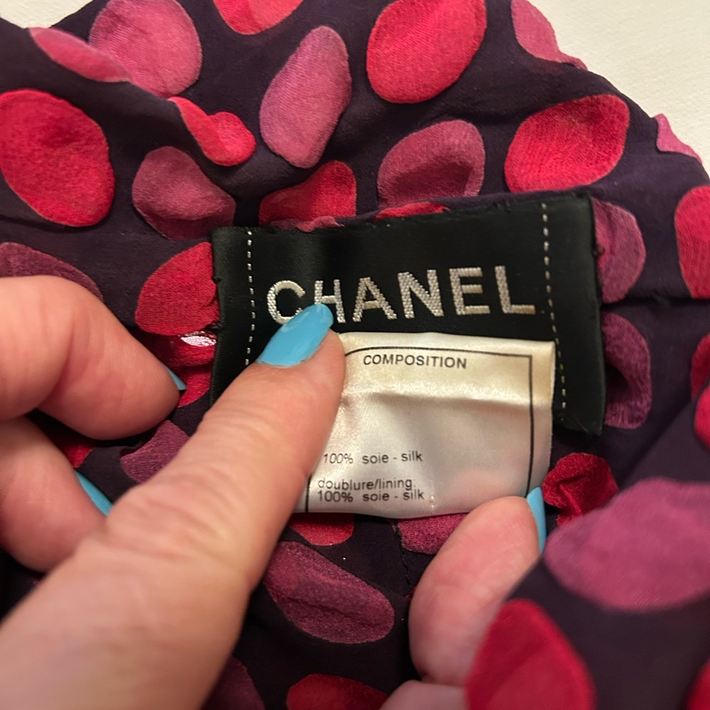 CHANEL Sheer Purple and Pink Polka Dot Silk blouse - Picture 4 of 12